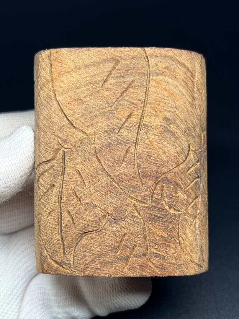 香木　檀木　六国五味　天然木　香りのお香　141g　円柱形