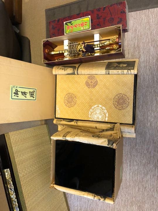 五月人形冑セット　床の間飾り