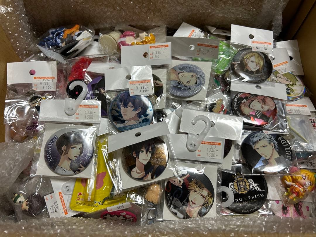 ノンジャンルグッズ　500点以上＋紙類40点　大量　まとめ売り　乙女系　ゲーム等