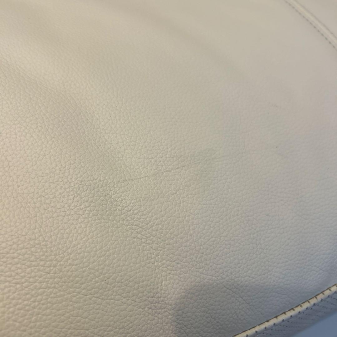 美品　アルフレックス　ホワイト スクエアオットマン レザー　本革