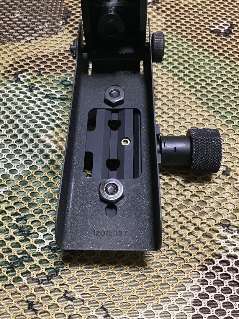 米軍放出品実物　M203 グレネードフリップアップリーフサイト中古品1