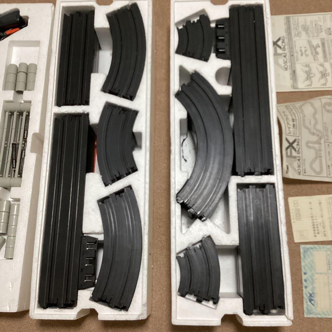 トミー　HO SCALE RACING. HOスケールレーシング　4車線