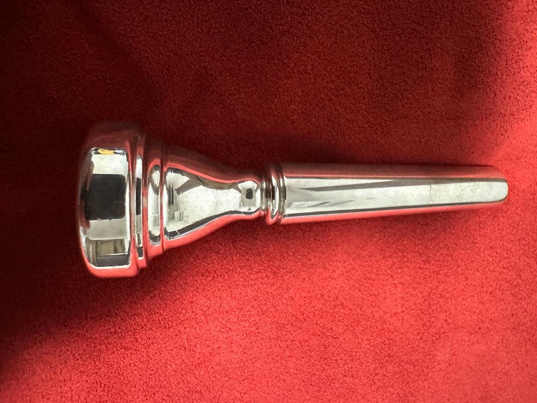 ティルツ 200 1-1/4EB スペシャル トランペットマウスピース