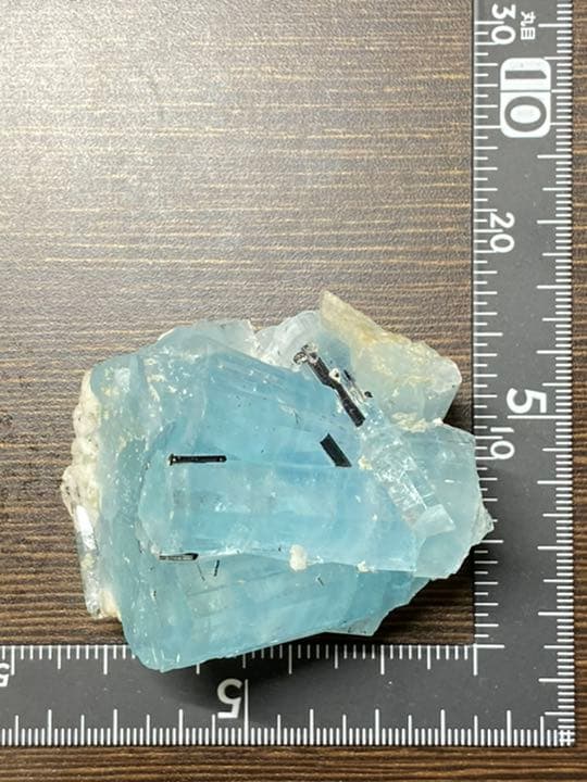 [超希少]SSSブラジル産   137ｇアクアマリン原石