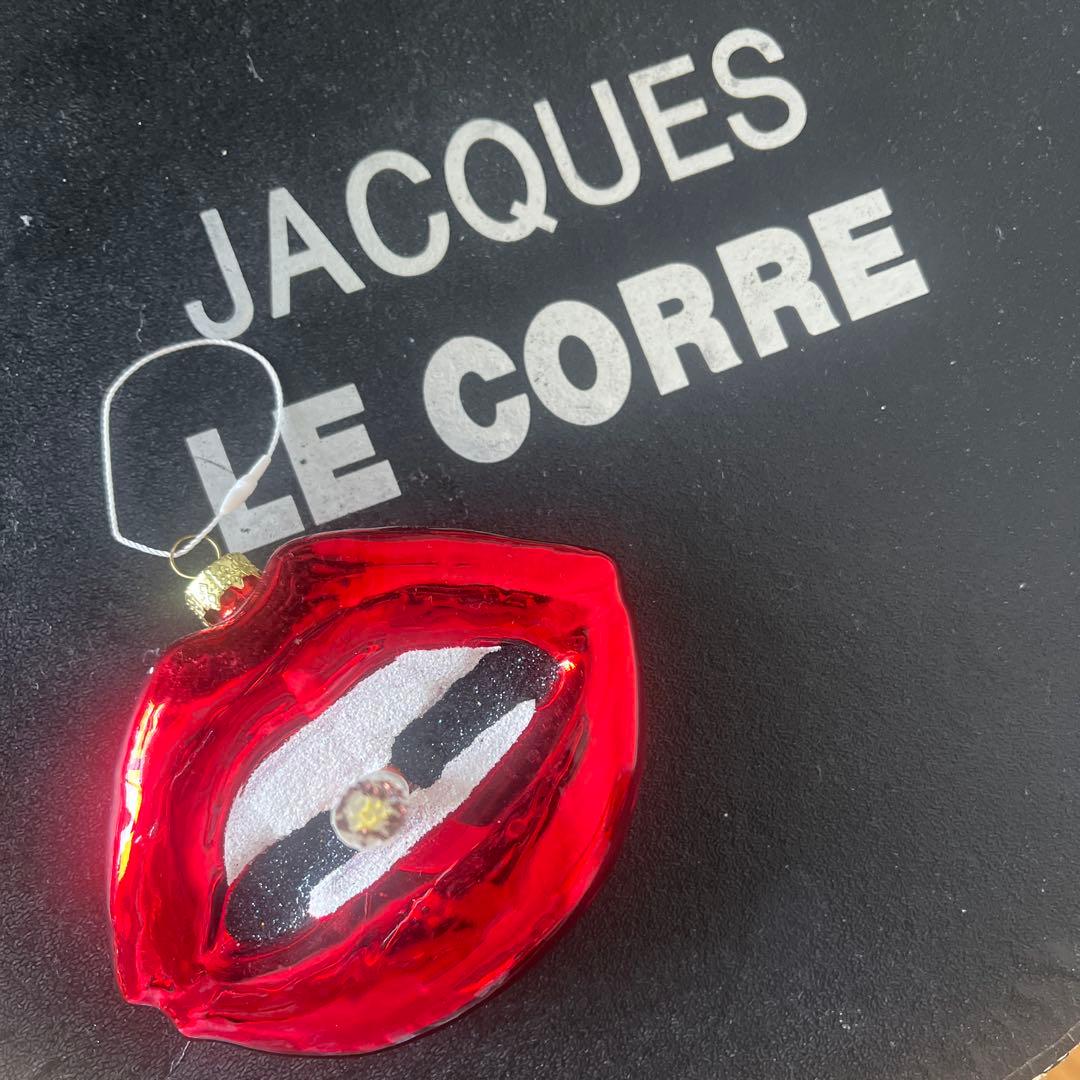 アスティエ。赤い唇のクリスマスオーナメント - メルカリ