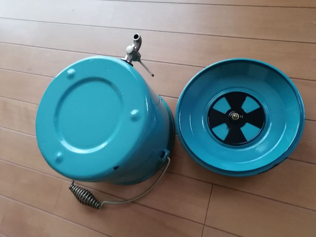 ホーロー　レトロ　昭和　タンク　バケツ　蛇口付き　ブドウ