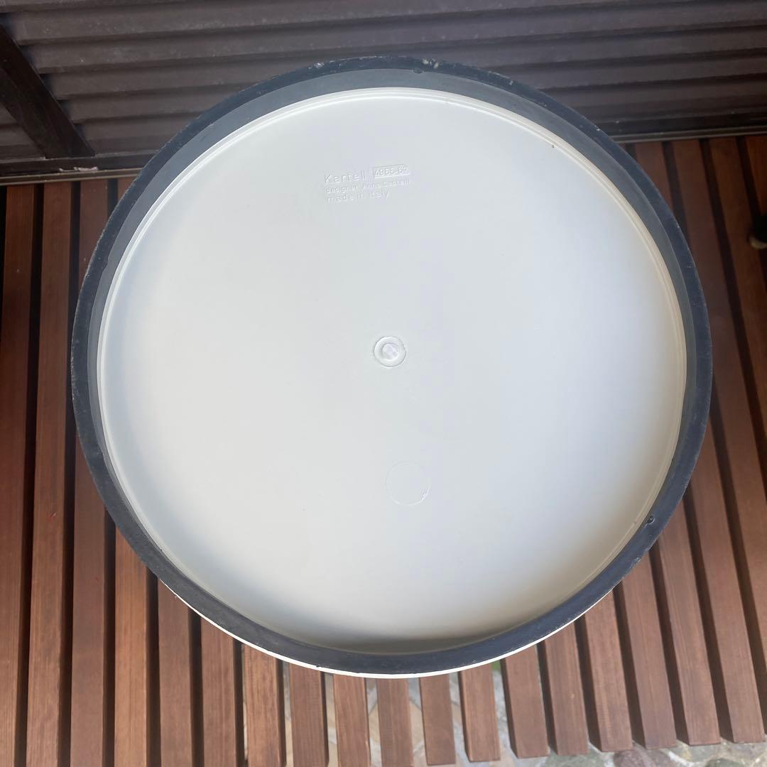 カルテル コンポニビリ　3段　中古　状態悪い