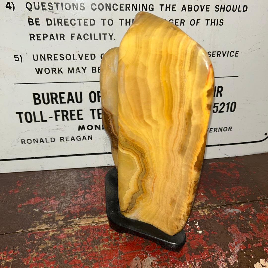 縞メノウ 3.2kg 瑪瑙 アゲート 置物 原石 鑑賞用 天然石 オブジェ