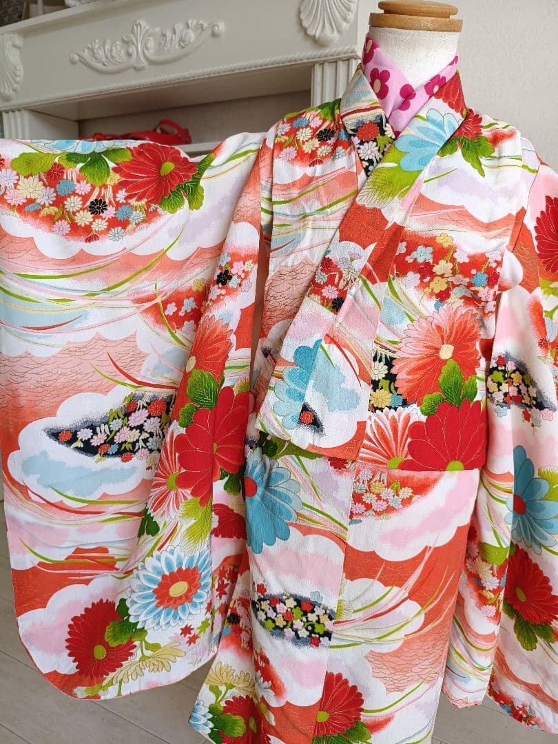 アンティーク着物と新品正絹被布セット