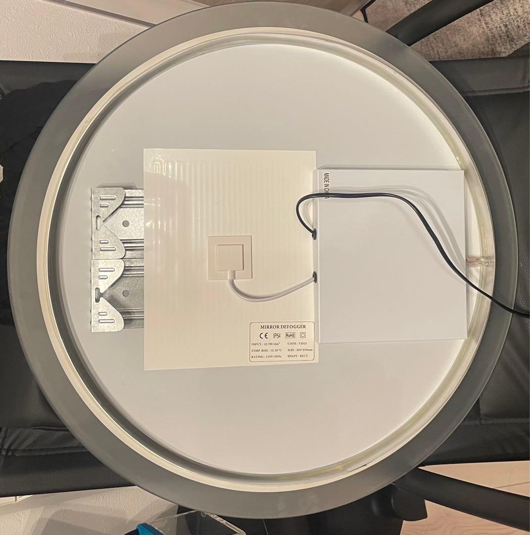 【美品】LED女優ミラー丸型60cm曇り止め＆調光機能付きタッチ式洗面鏡ホテル風