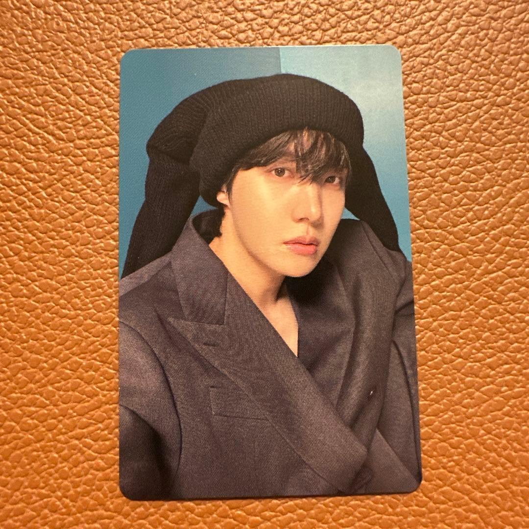 BTS J-HOPE Jack In The Box ユニバ 特典トレカ他 - メルカリ