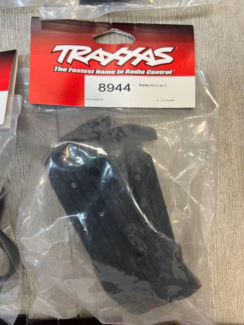 Traxxas ラジコンパーツセット 8935 8967 8929 など - メルカリ
