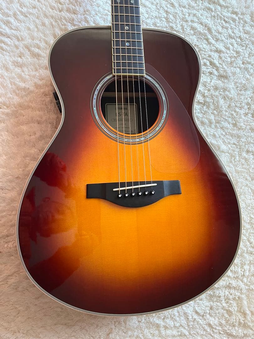YAMAHA LS -TA トランスアコースティックギター