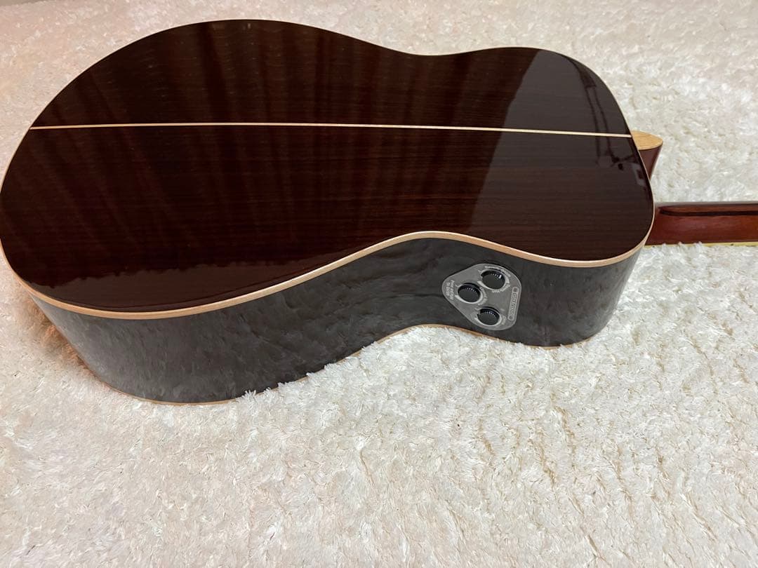 YAMAHA LS -TA トランスアコースティックギター