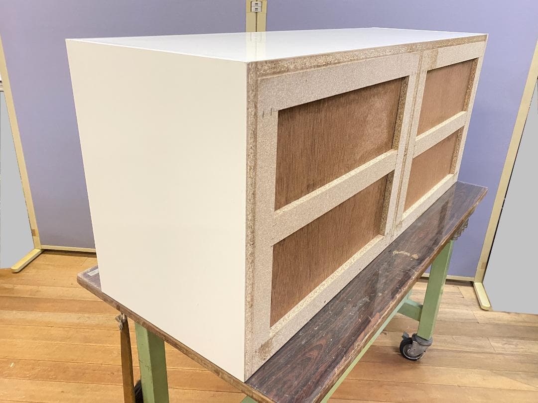 ホワイト　キャビネット　119×39×高さ50