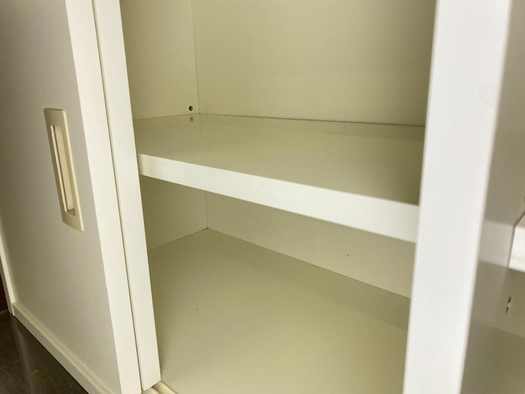 ホワイト　キャビネット　119×39×高さ50