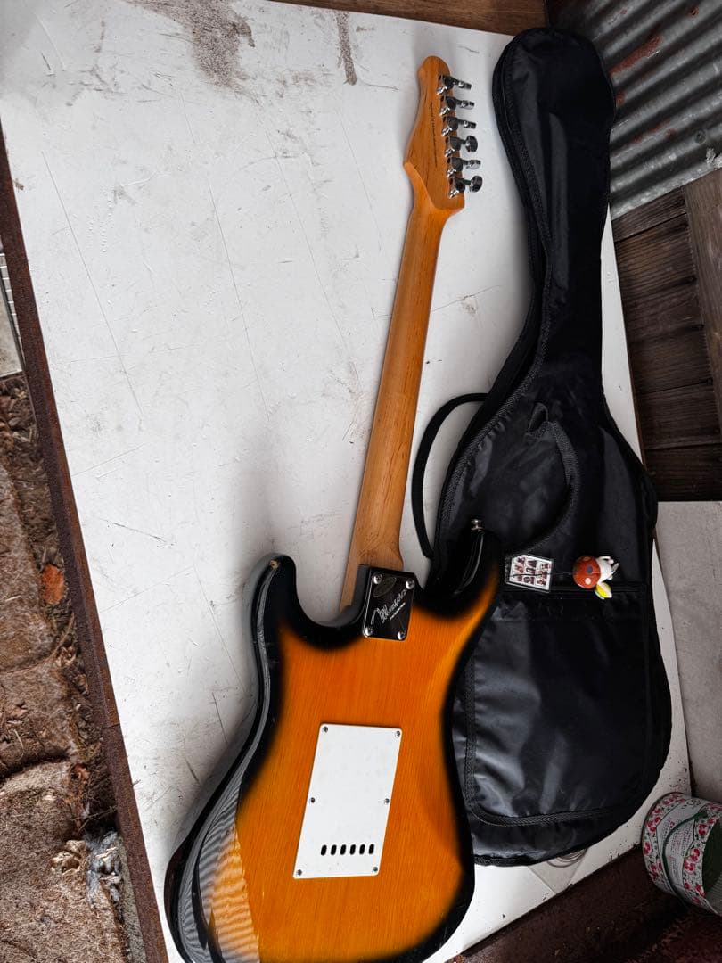 現状品】 エレキギターCREATIVE MIND弦楽器 楽器 ソフトケースあり