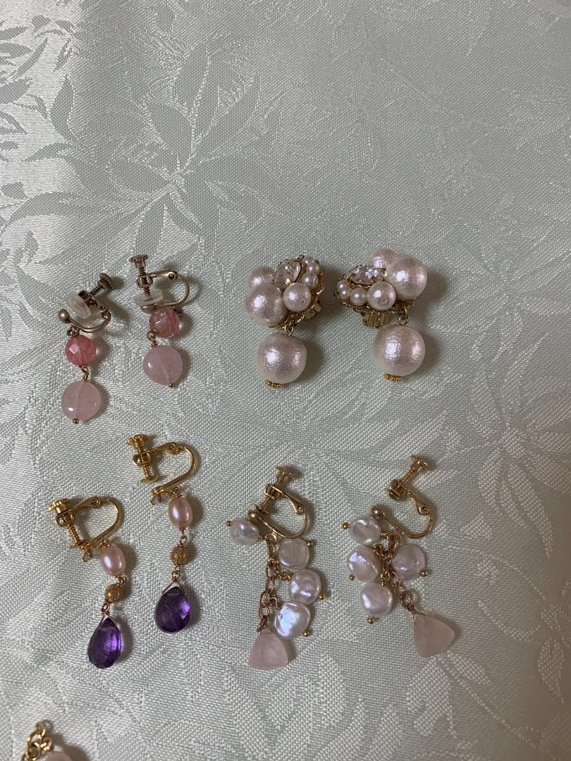 赤系ビーズとパールのアクセサリーセット