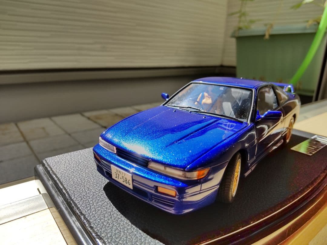 フジミ製1/24シルエイティ後期型 イニシャルD仕様 佐藤真子付き塗装