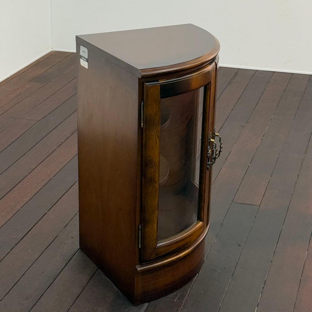 H21K20b カリモク コロニアルシリーズ ガラスコーナーキャビネット