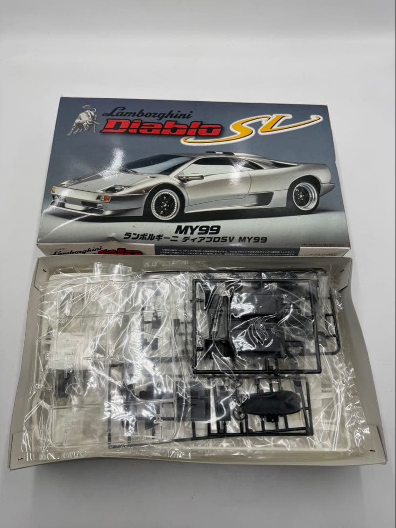 FUJIMI ディアブロ　ポルシェ　カウンタック　プラモデル