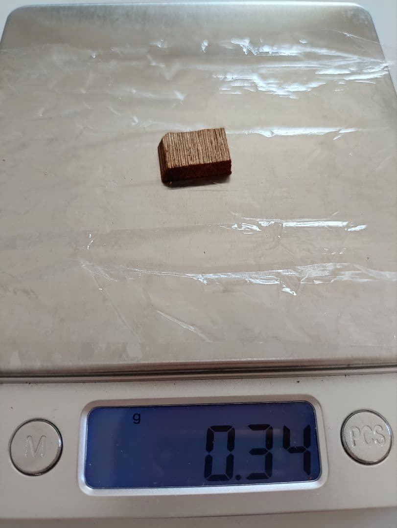 古渡命銘木 新伽羅 0.34g 1点物 沈香 香木 お香 [花三 新伽羅] - メルカリ