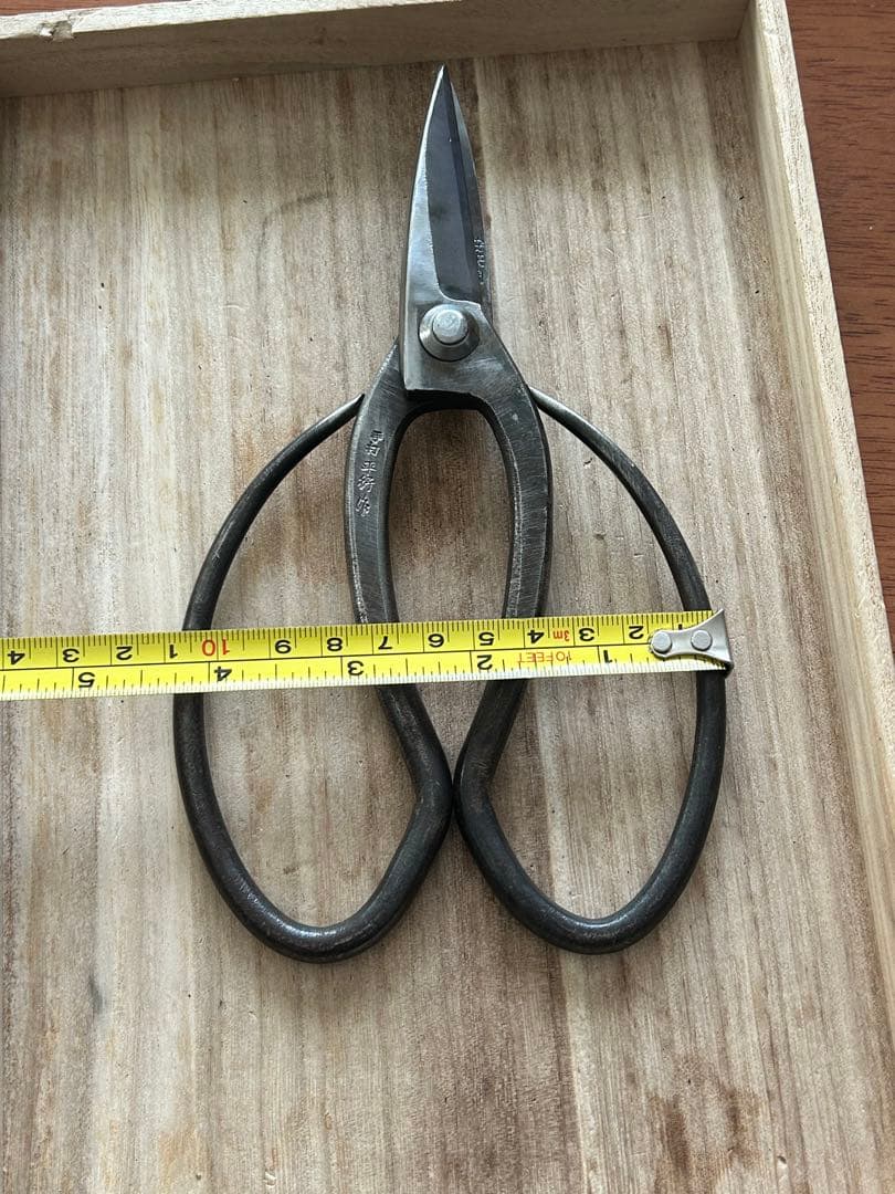 安来鋼 平行作 植木鋏 手打ち 剪定 庭師 お買い得 磨き - メルカリ