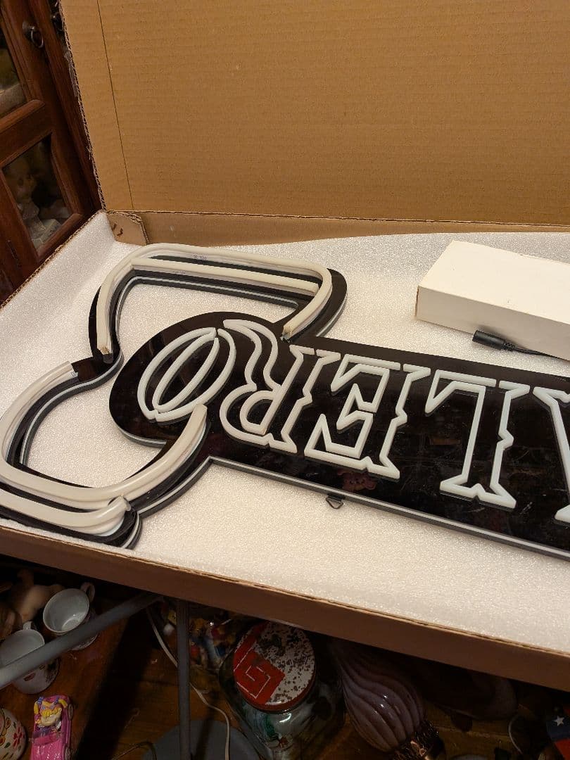 Cocalero ネオンサイン