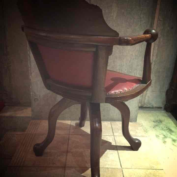 イギリス製アンティークチェアー 馬革 1800年代