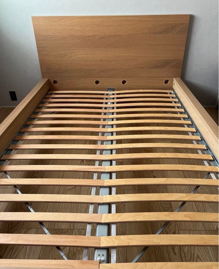 送料無料　IKEA マルム　ダブルベッドフレーム、すのこ　ダークブラウン　美品