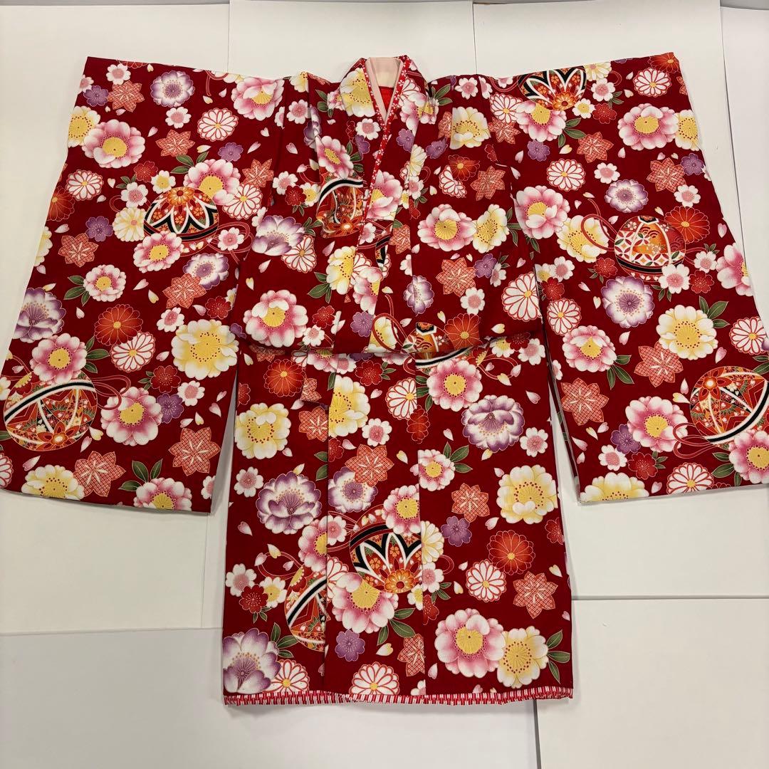 七五三　女の子着物　2点セット　華やか赤縮緬風　手鞠　八重桜　日本製
