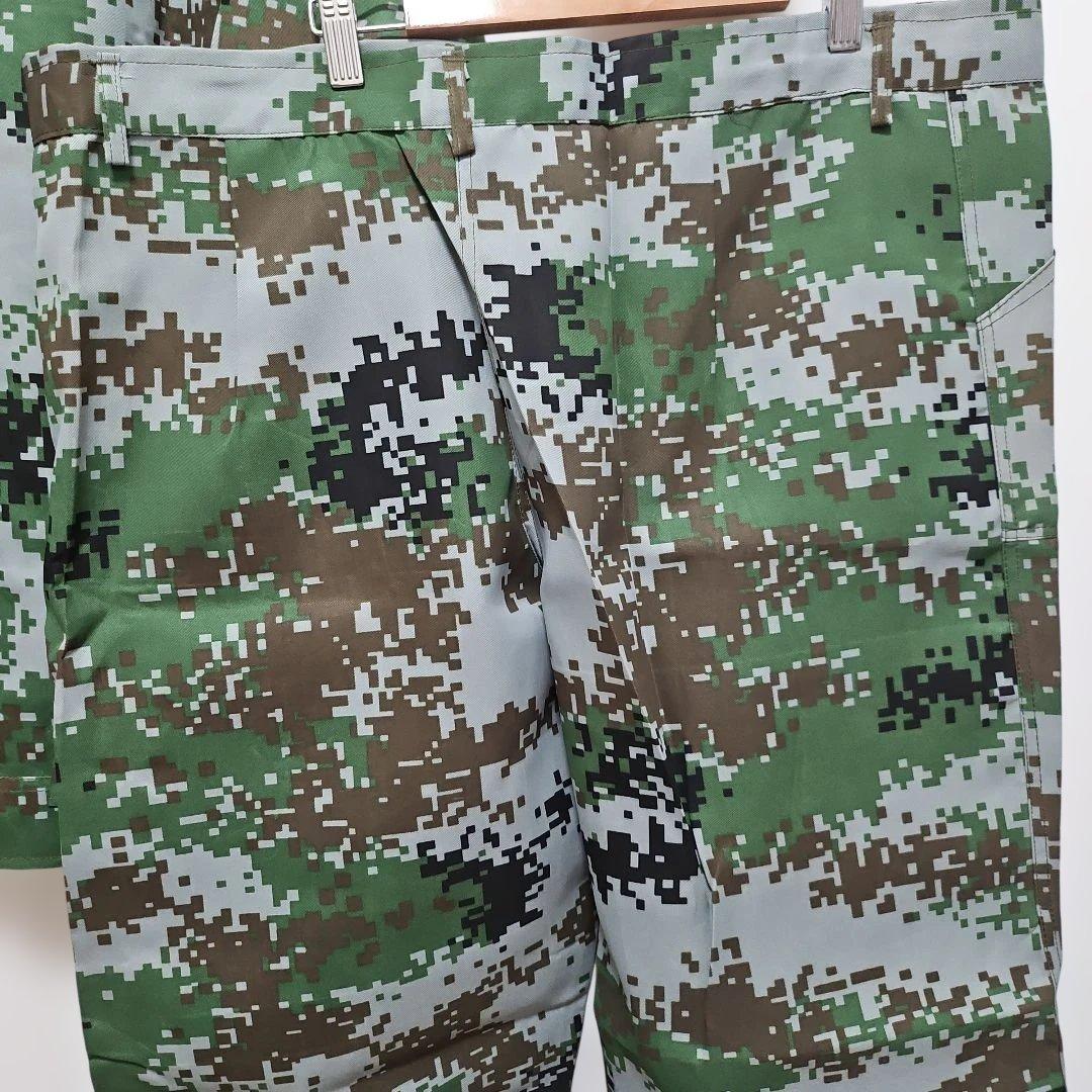 新品、未使用メンズ【4L】迷彩柄ビックサイズ大きめ上下セットジャケットズボン