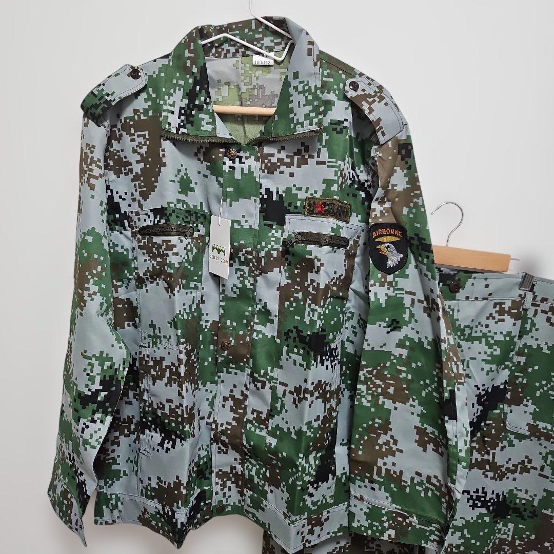 新品、未使用メンズ【4L】迷彩柄ビックサイズ大きめ上下セットジャケットズボン