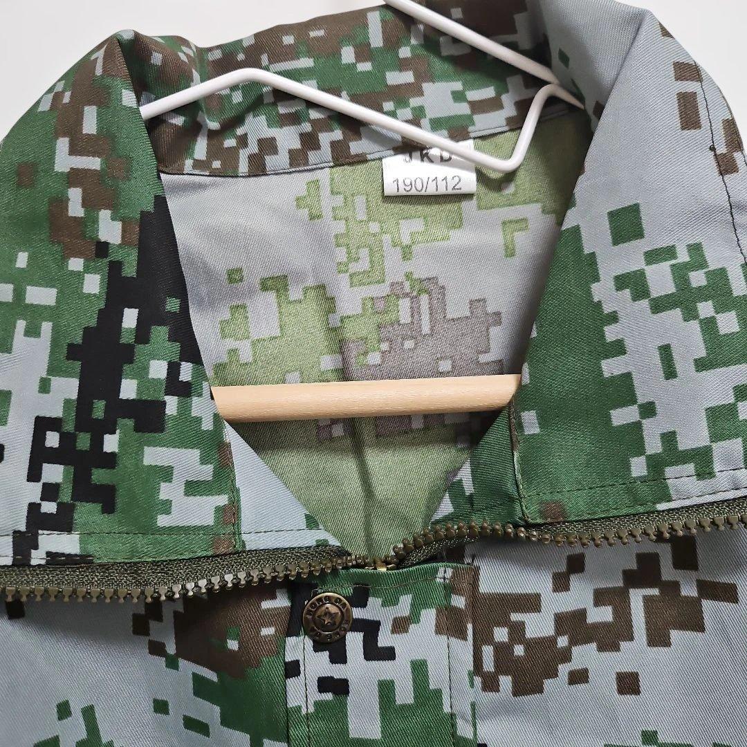 新品、未使用メンズ【4L】迷彩柄ビックサイズ大きめ上下セットジャケットズボン