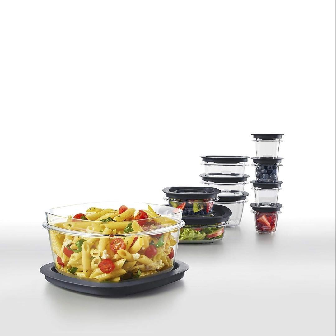 Rubbermaid Premier ラバーメイド　プレミアム　セット　タッパー