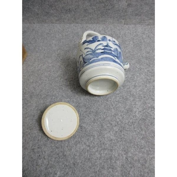 古伊万里染付蛸唐草に山水図銚子箱付き [B28257]