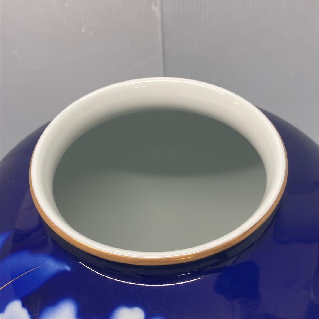 未使用】宮内庁御用達 深川製磁 有田焼 花瓶 ルリ牡丹 金彩 共箱付き