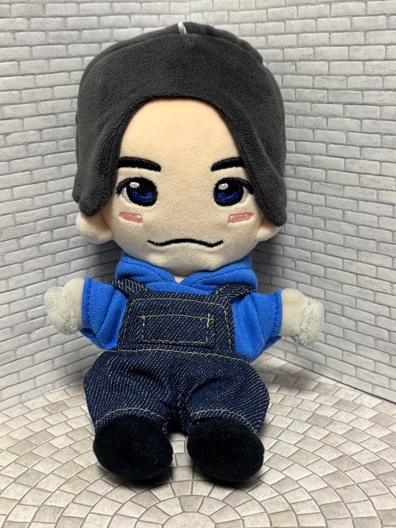 Aぇ 正門良規 青パーカー、紺色オーバーオール はぴぬい ちびぬい