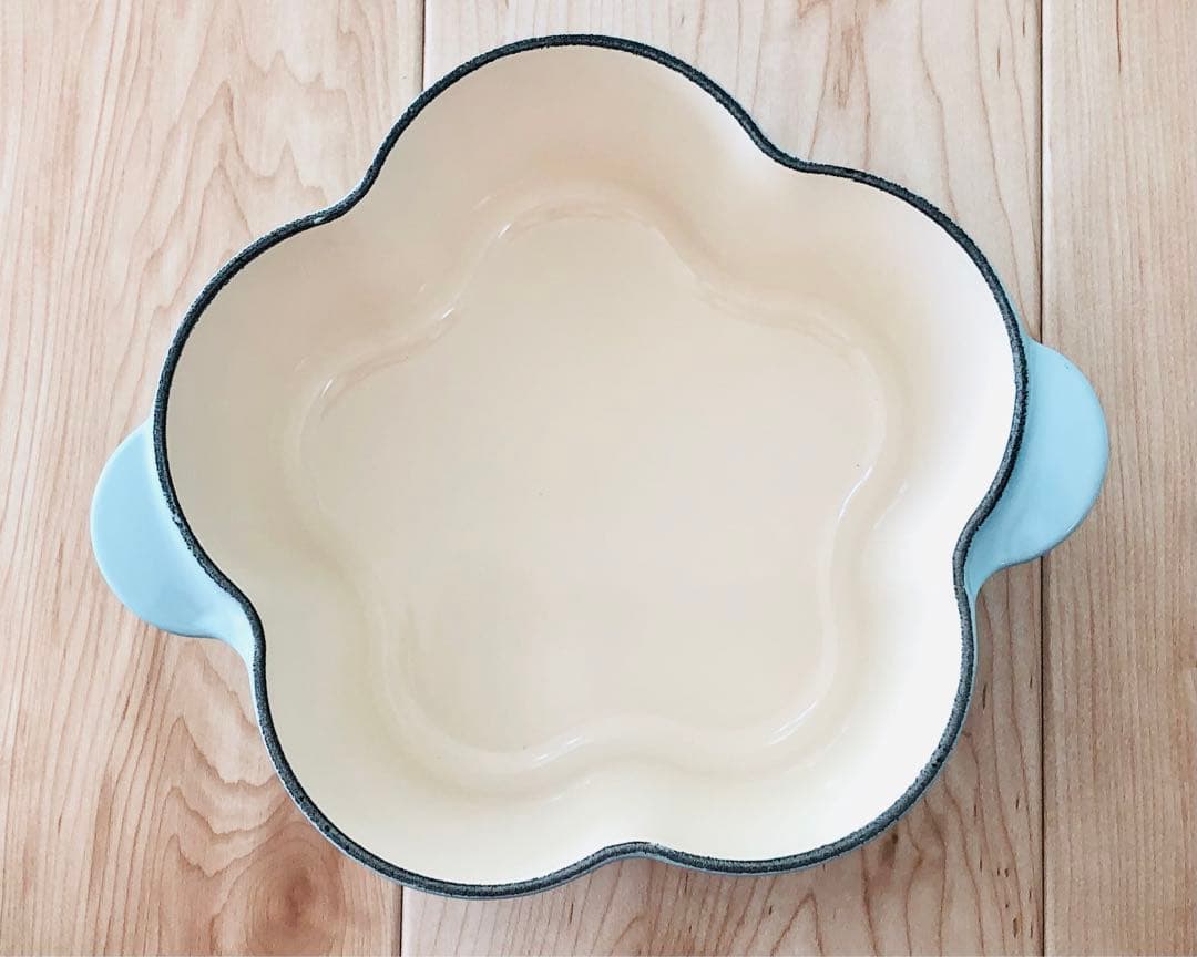 LE CREUSET（ル・クルーゼ ）　ココットフルール 20cm