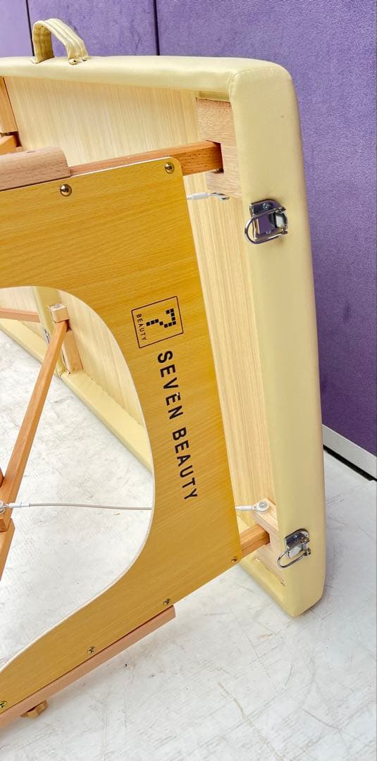 ベンチ付き折りたたみベッドほぼ未使用品