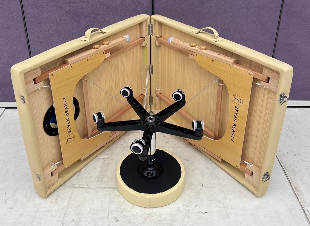 ベンチ付き折りたたみベッドほぼ未使用品