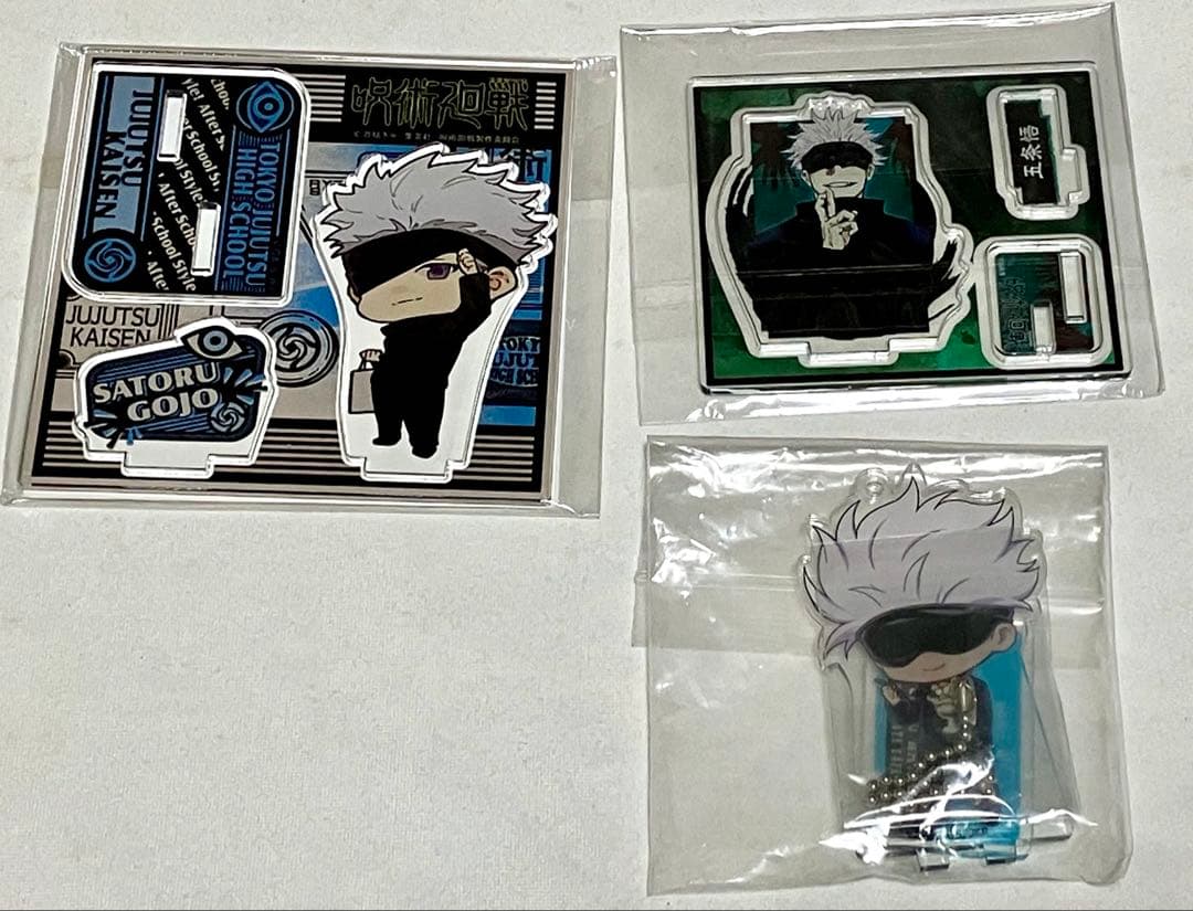 呪術廻戦　五条 悟　24点　缶バッジ　ラバーストラップ　アクリルスタンド