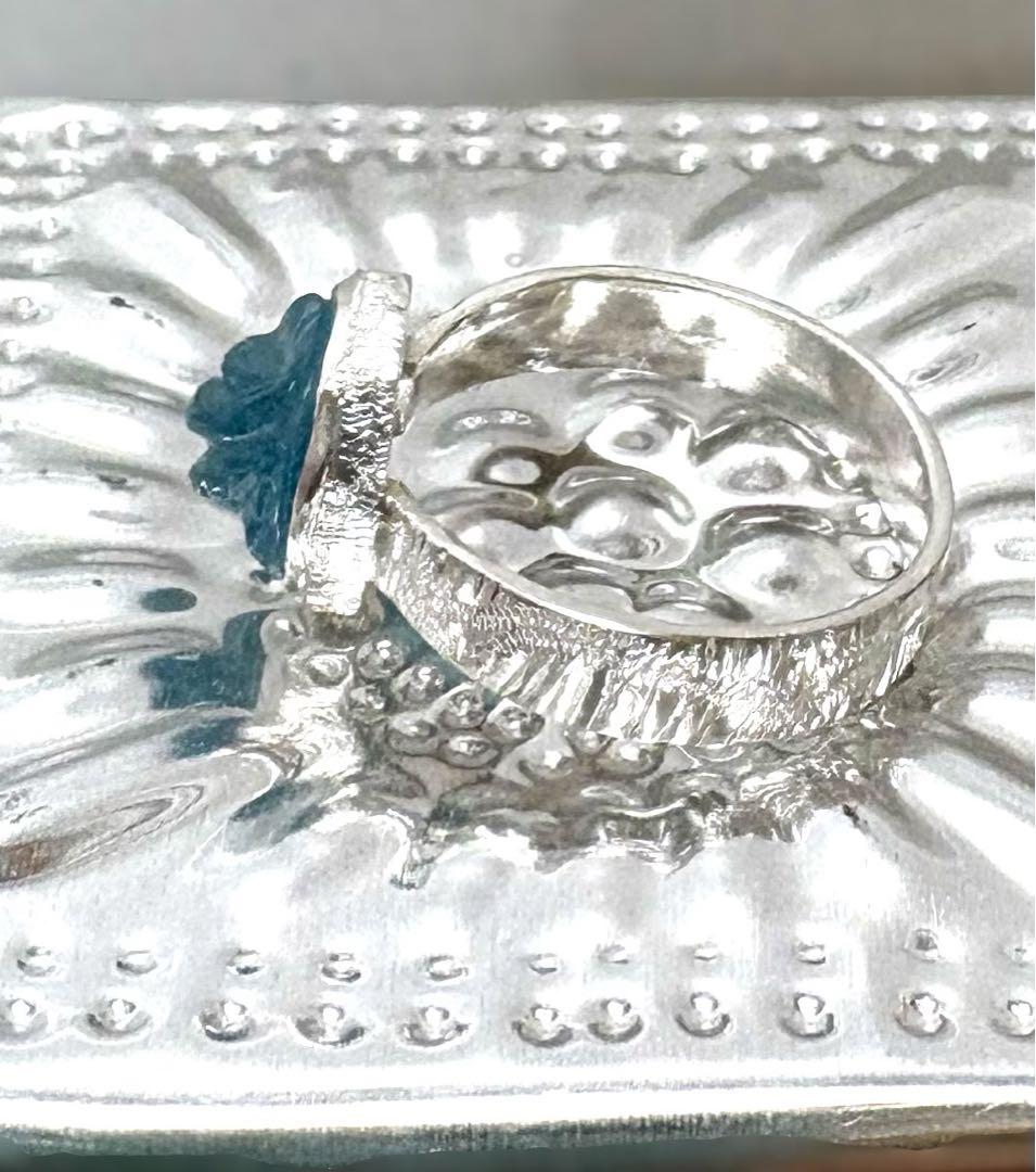 アクアマリン カービング　シルバーリング 彫刻模様
