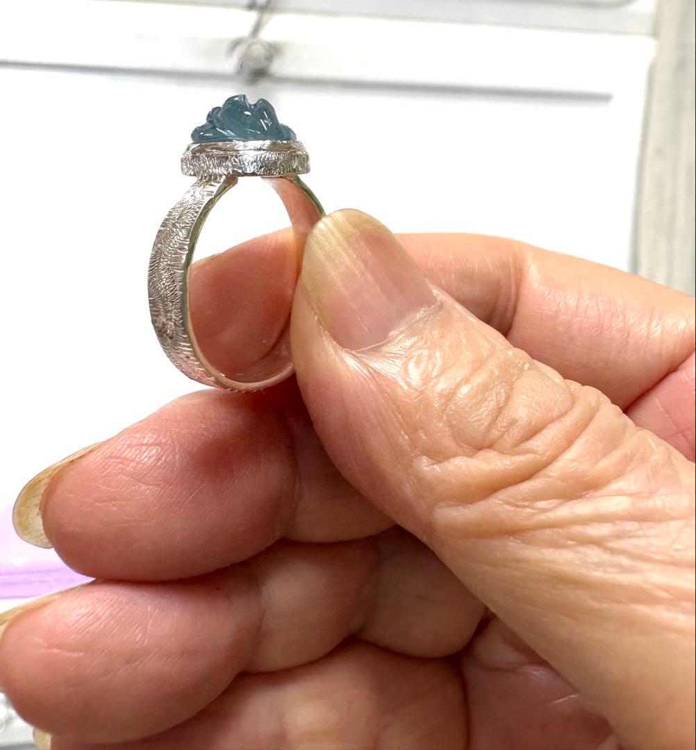 アクアマリン カービング　シルバーリング 彫刻模様
