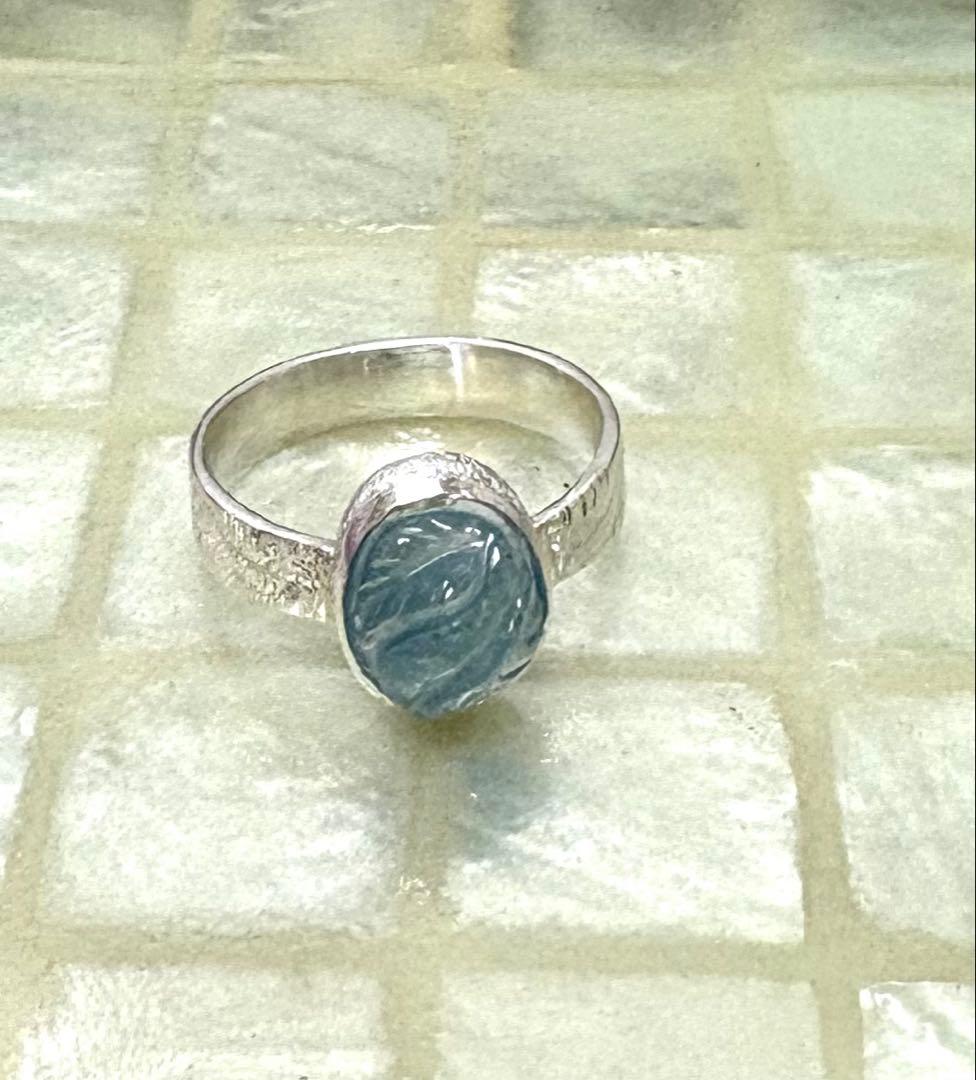 アクアマリン カービング　シルバーリング 彫刻模様