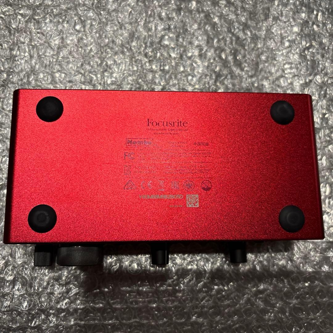 scarlett 2i2 フォーカスライト　オーディオインターフェース