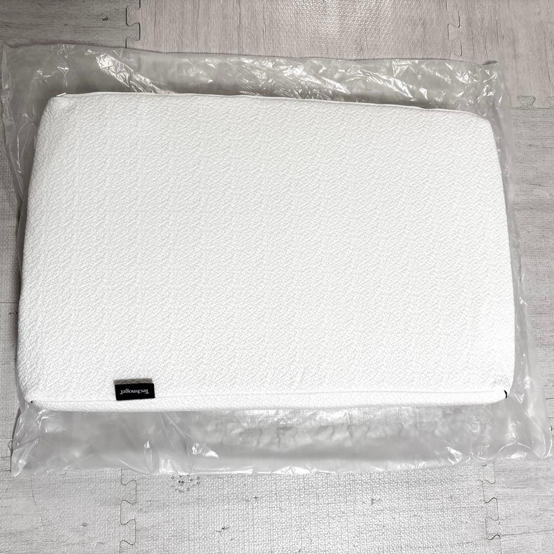 【新品未使用】Technogel Anatomic Pillow 11