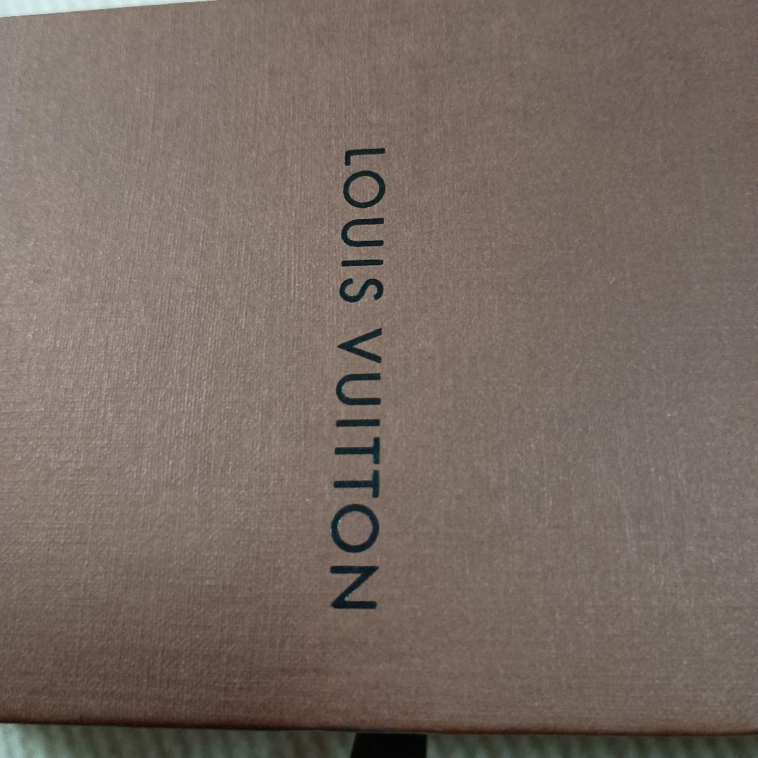 LOUIS VUITTON ミスフランス　ペーパーウェイト　トランクノベルティ