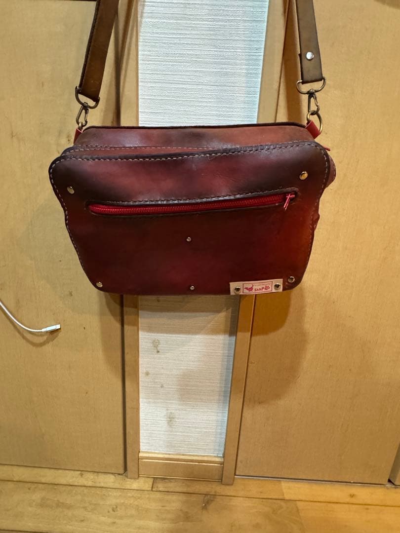 レザークラフト　デザイナーズ　メッセーンジャーバッグ