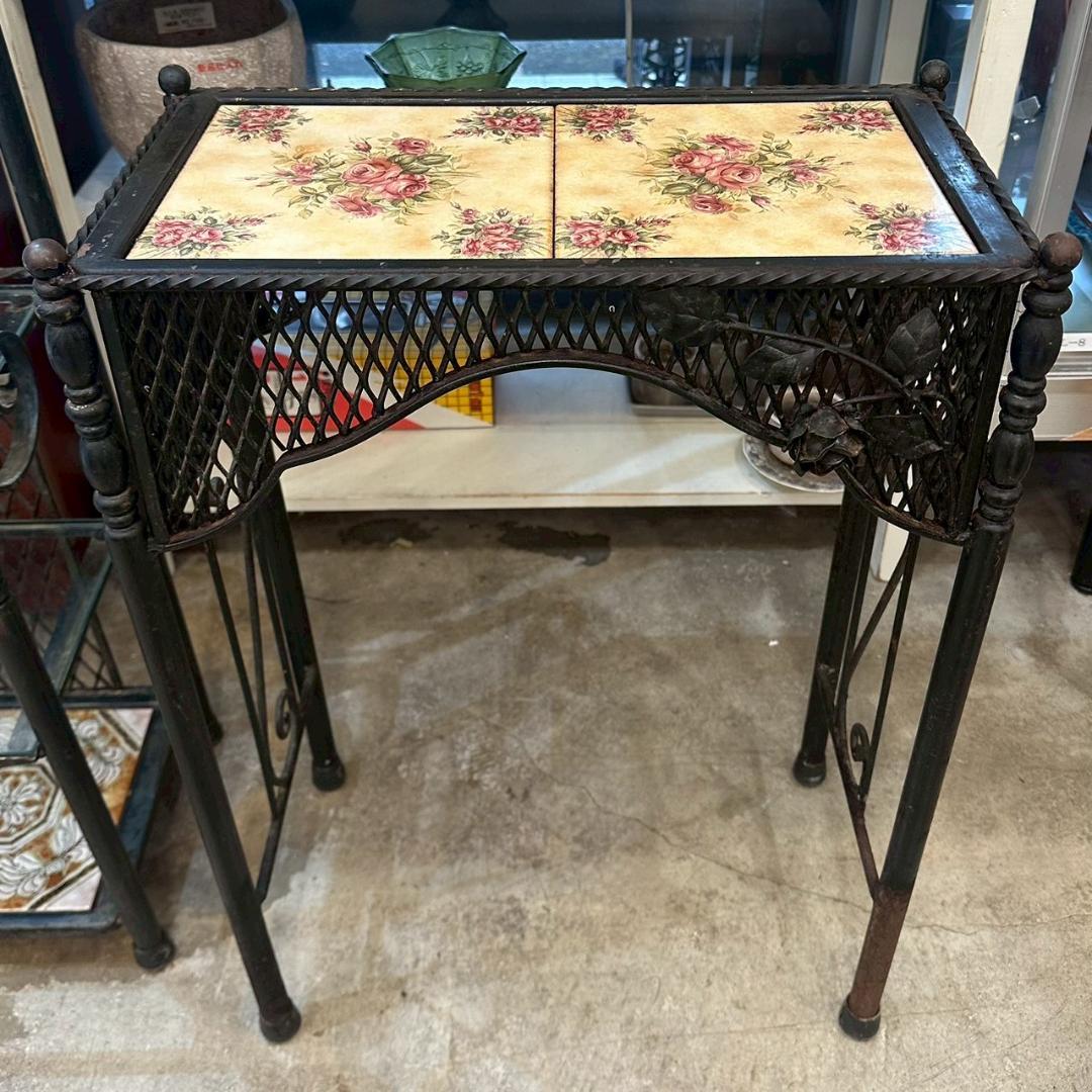 iΦ【2点セット】アンティーク アイアン家具 ミラー付き ラック 飾り棚